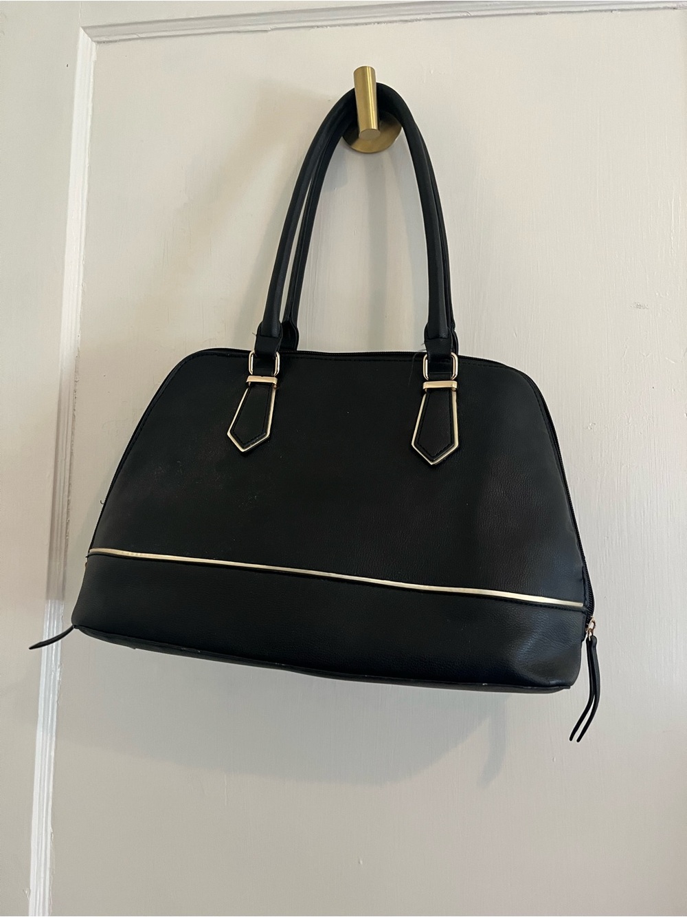 Elegant Black Shoulder Bag with Gold Trim